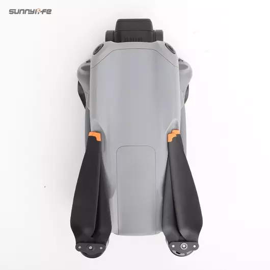 50CAL Geräuscharme Drohnenpropeller mit silberner Spitze für DJI Air 3 (1 Paar / 2 Propeller)